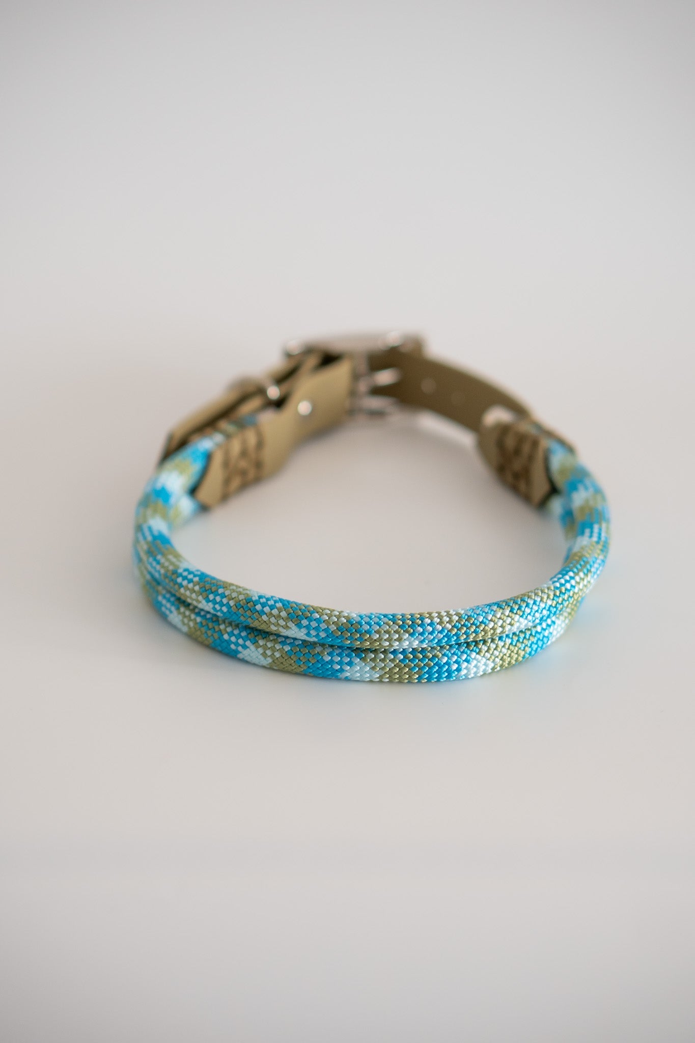 Mabel double Tau Halsband | hellblau-blau-grün & khaki | 45-53cm | handgemacht - hundgemacht